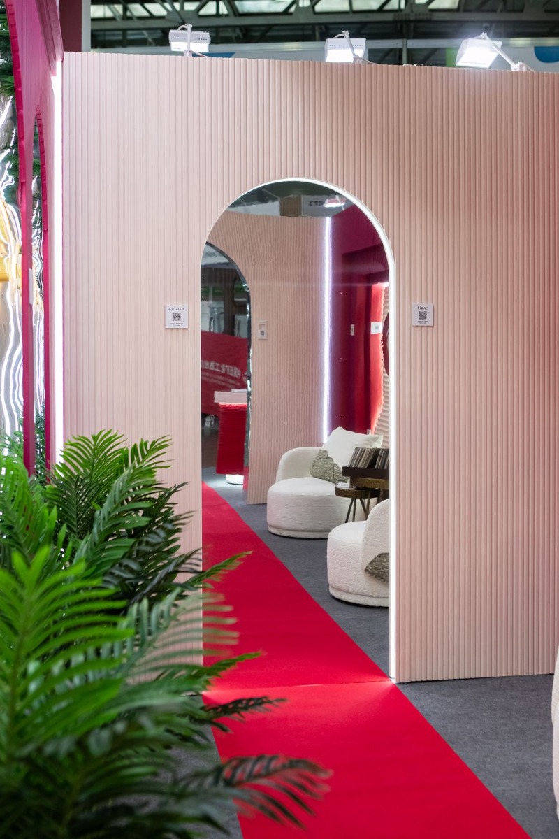 Выставки Orac: новинки архитектурного декора для стен на ARTDOM и MOSBUILD