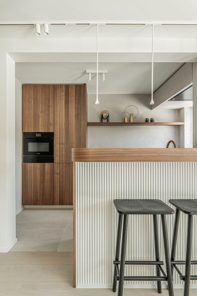 фото кухонь с лепниной Orac