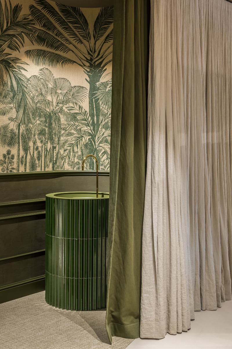 фото европейских интерьеров с лепниной Orac