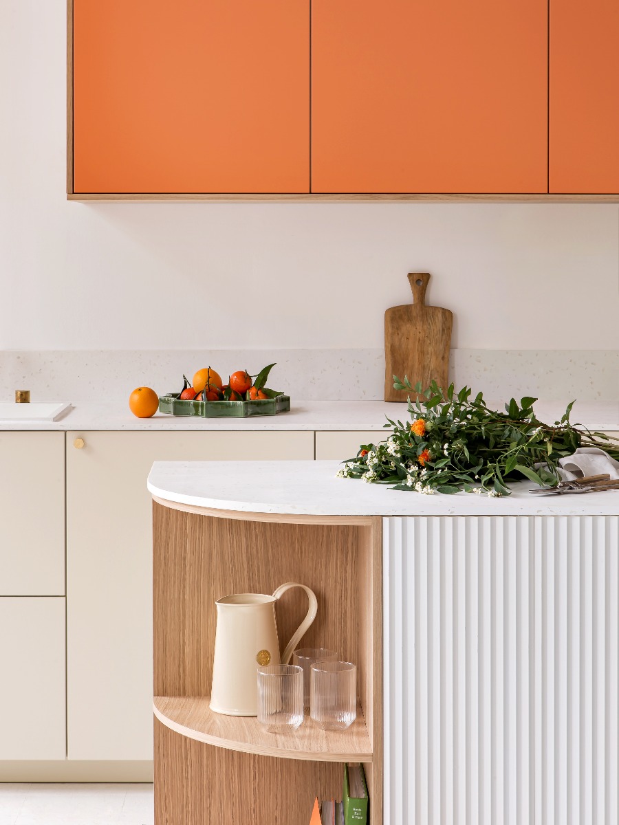 фото европейских интерьеров с лепниной Orac