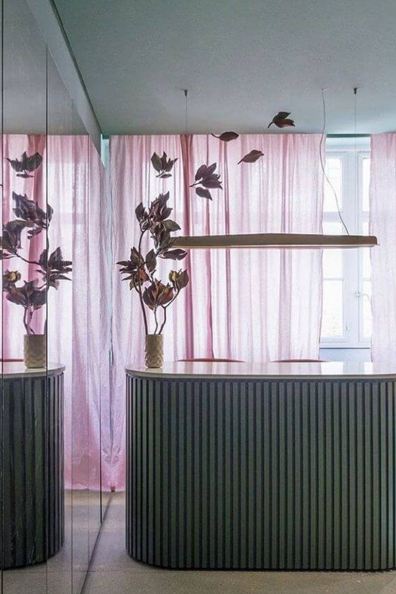  барная стойка для кухни с отделкой стеновыми панелями 