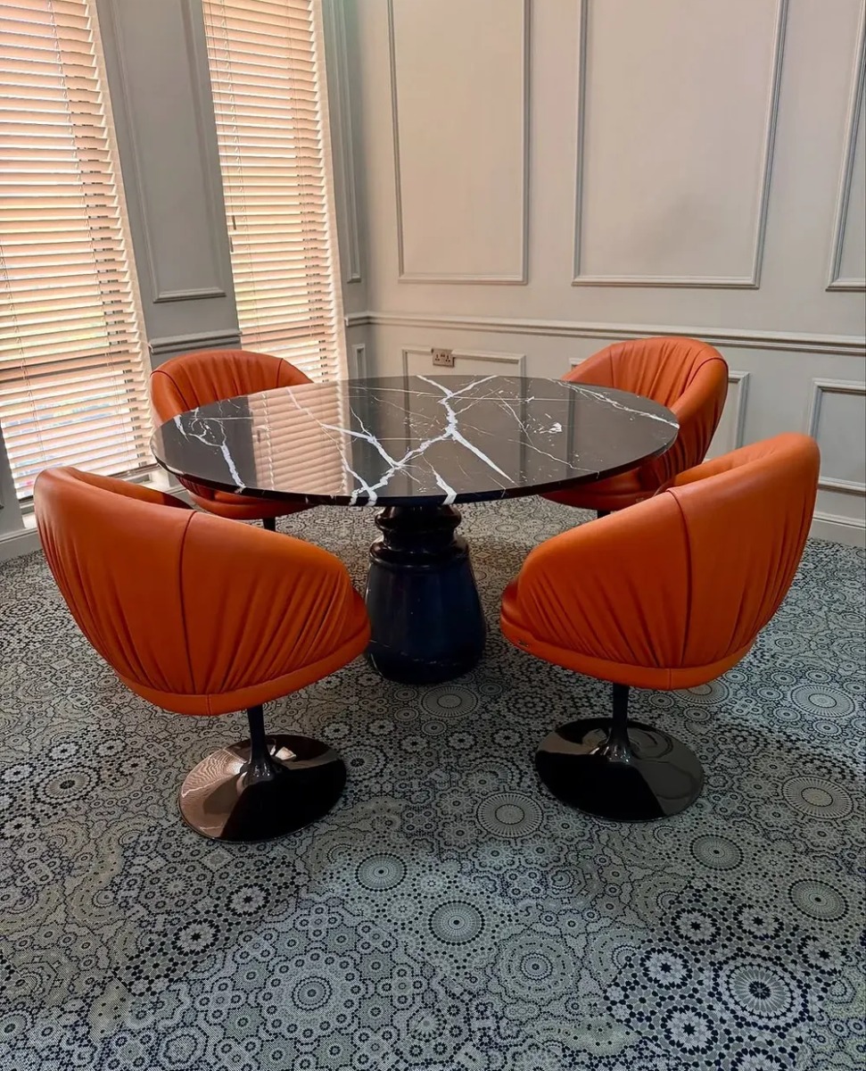 молдинги Orac для оформления стен