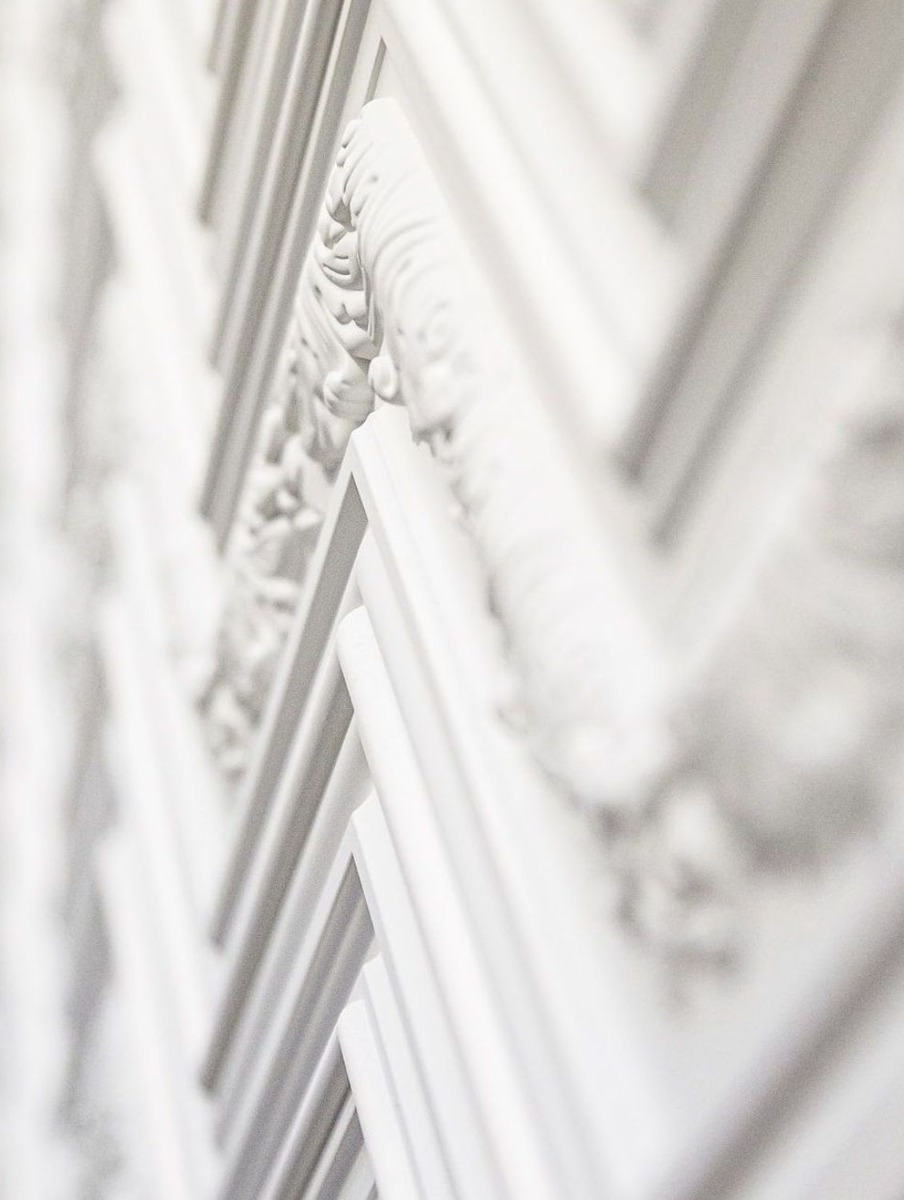 молдинги Orac для оформления стен